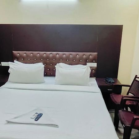 Pph Royal Gs Comforts Opp Mall Of Asia Bengaluru Kültér fotó