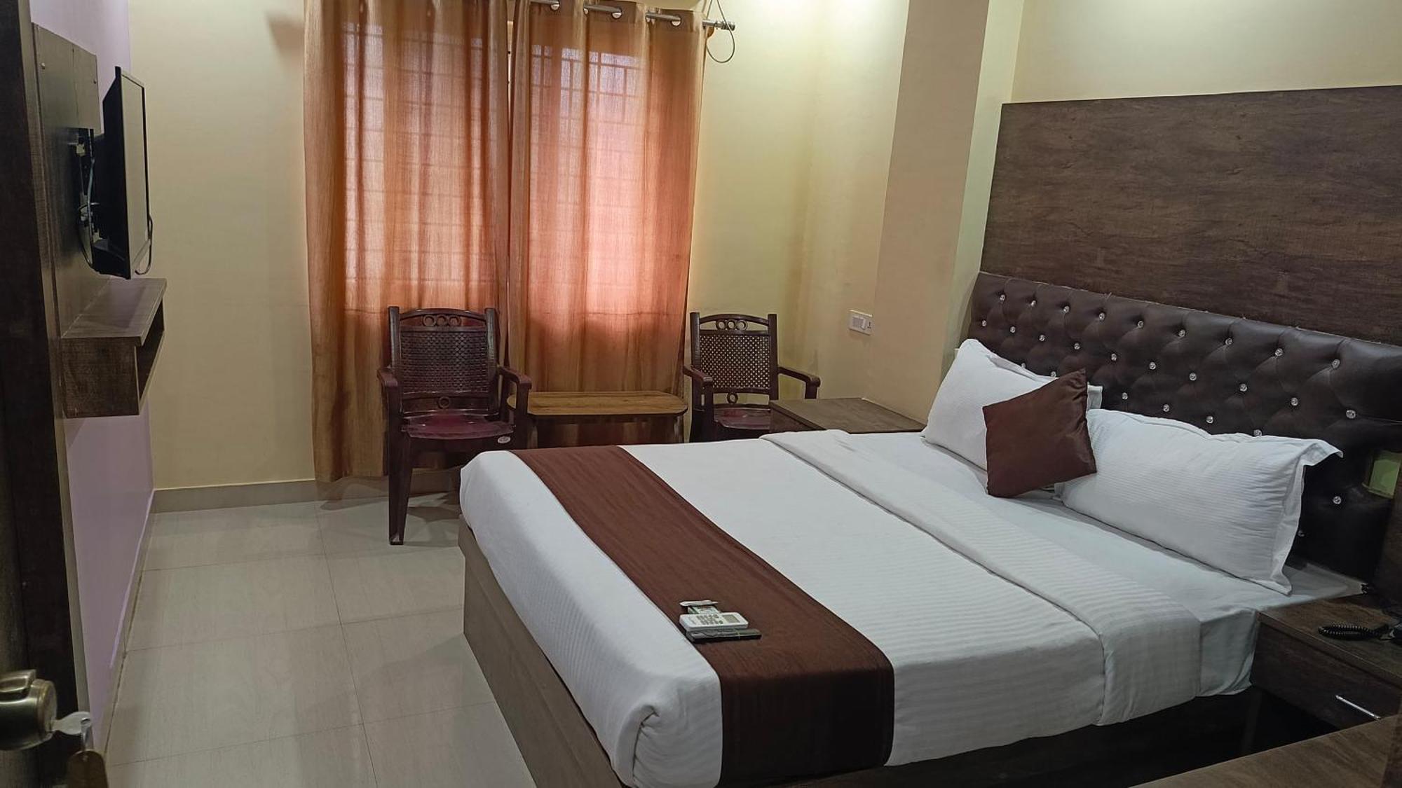Pph Royal Gs Comforts Opp Mall Of Asia Bengaluru Kültér fotó