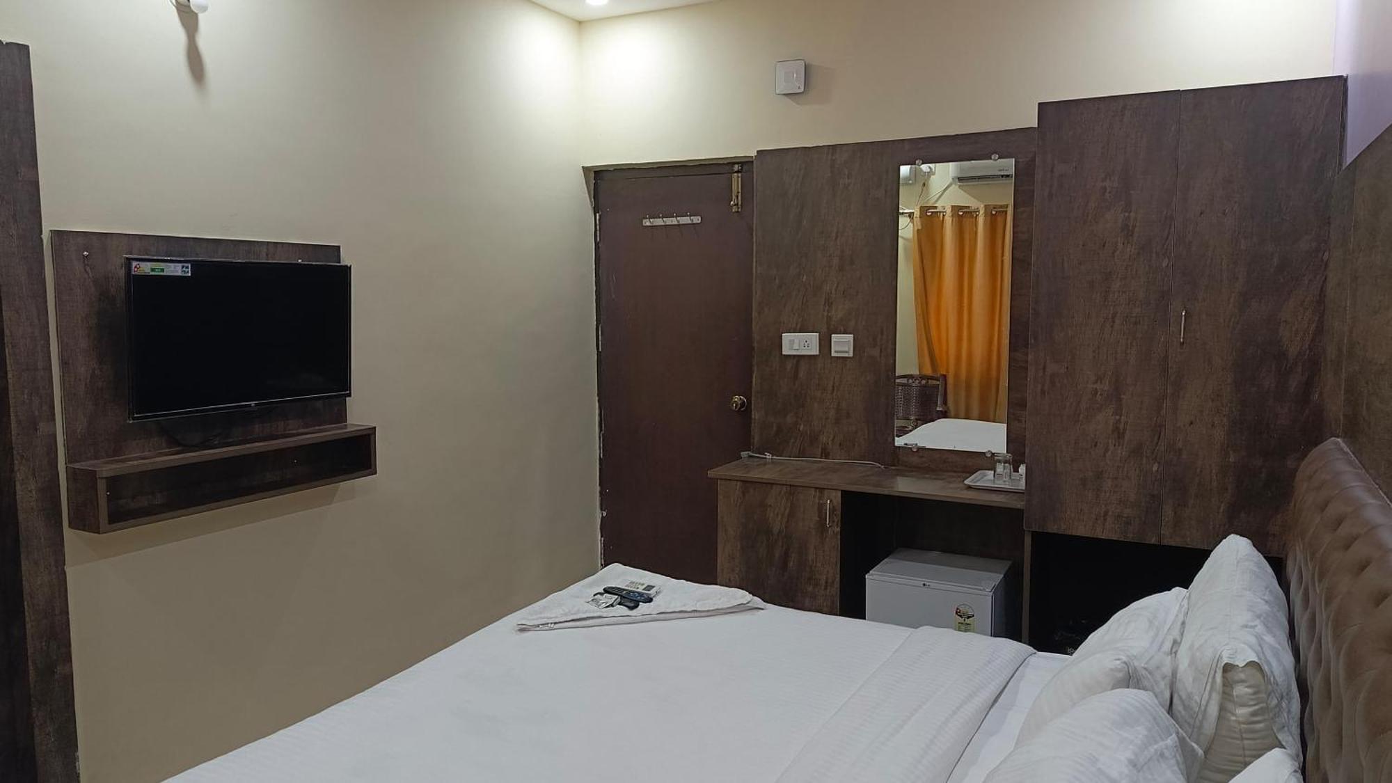Pph Royal Gs Comforts Opp Mall Of Asia Bengaluru Kültér fotó