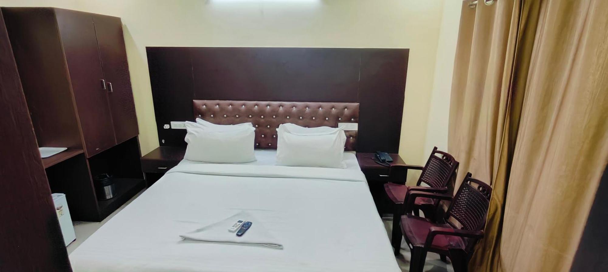Pph Royal Gs Comforts Opp Mall Of Asia Bengaluru Kültér fotó